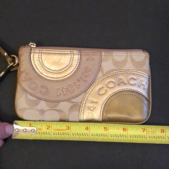Coach Wristlet - Picture 6 of 7